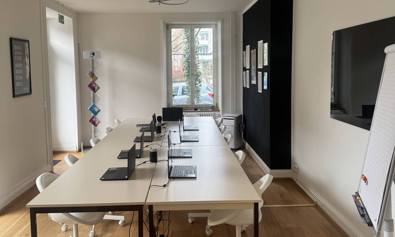 Logo Shajan Consulting & Academy